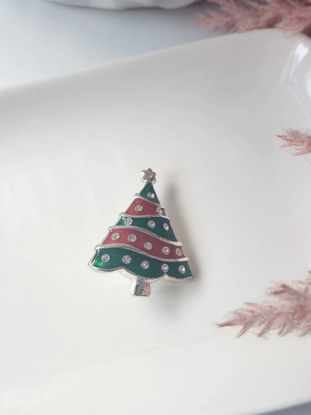Christmas Tree Brooch in Green & Pink Like New